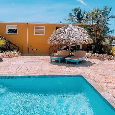 Casa Di Caribe - Beach House Виллемстад Экстерьер фото